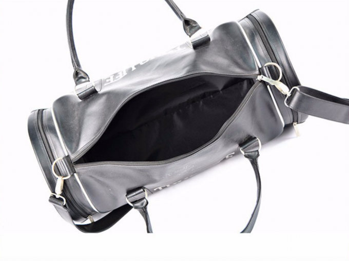 Lightweight PU Waterproof Barrel Bag Gymshark 40L Eco Friendly EN71