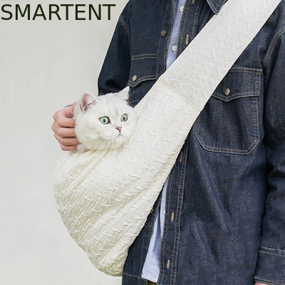 Cute Pet Supplies White Color Polyester Pet Shoulder Bag Winter Warm Go-Out Crossbody Bag Soft And Comfortable Pet Bag supplier