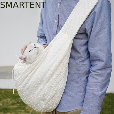 Cute Pet Supplies White Color Polyester Pet Shoulder Bag Winter Warm Go-Out Crossbody Bag Soft And Comfortable Pet Bag supplier